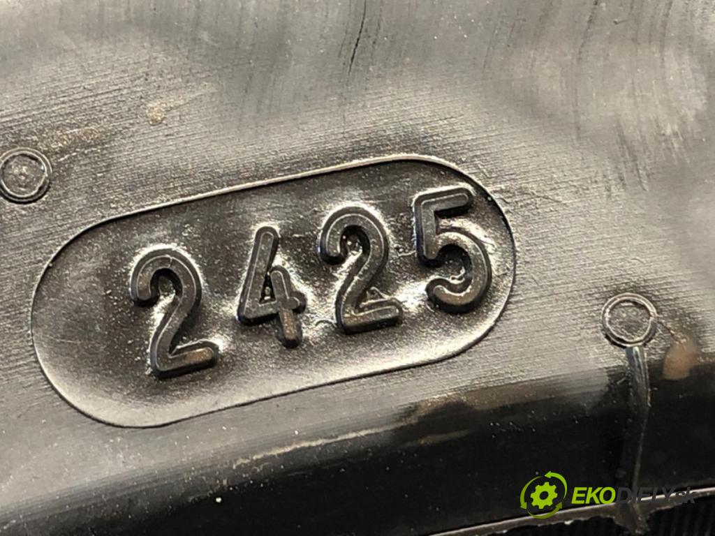 --- ---      PNEUMATIKA: zima 1X 245/40 19" MICHELIN