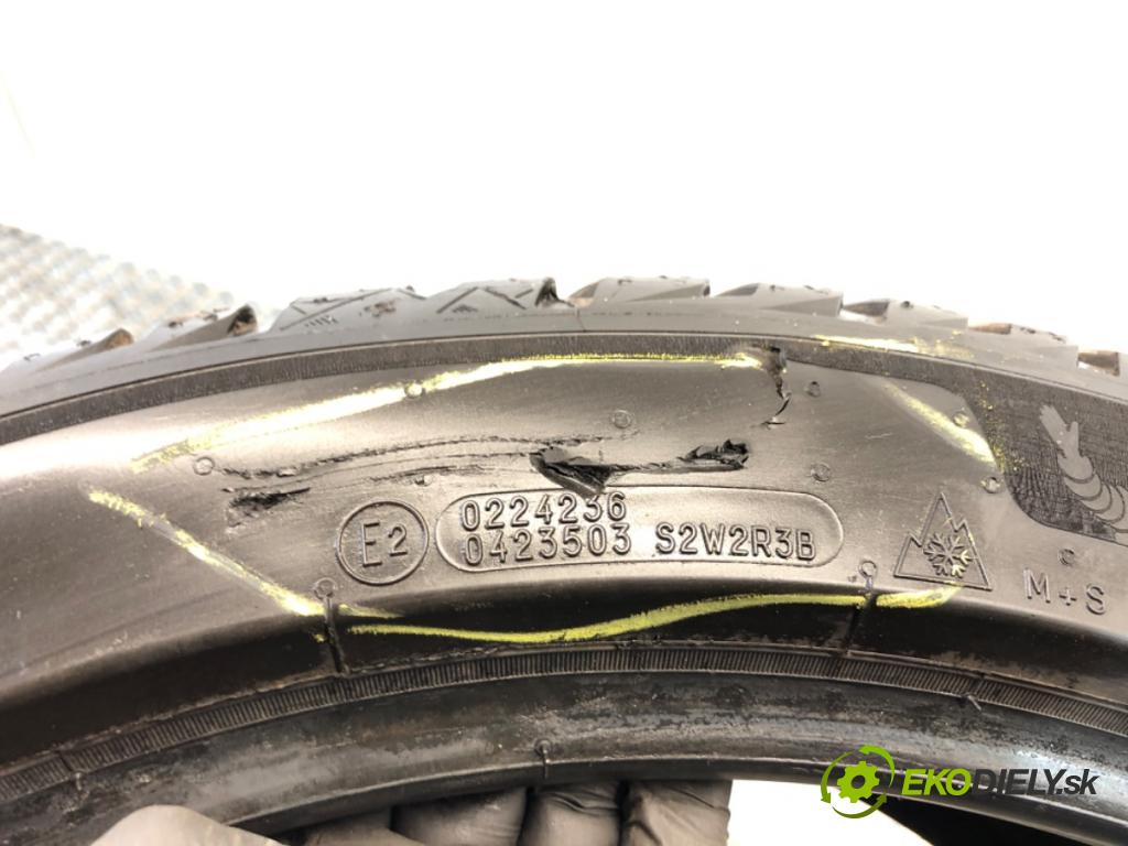 --- ---      PNEUMATIKA: zima 1X 245/40 19" MICHELIN