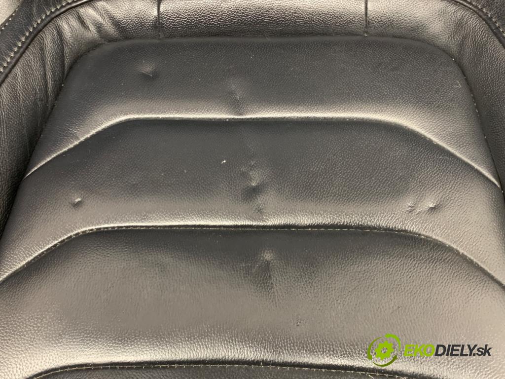 SKODA KODIAQ SUV 2019 110 kW 1.5 TSI 1495 Sedadlá, sedačky Sedadlo bočné