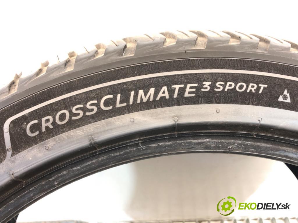 --- --- PNEUMATIKY: zima 1X 275/35 19" MICHELIN