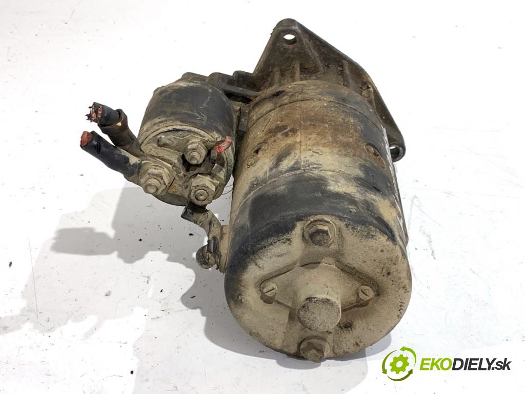 VW TRANSPORTER T4 Skrzynia 1994 57 kW 2.4 D 2370 Štartér 0001218116 (Štartér)