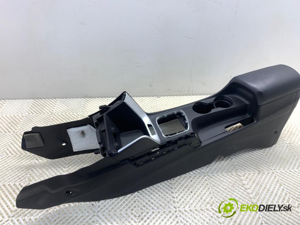 KIA CEED Kombi 2018 66 kW 1.4 CRDi 90 1396 Tunel stredový opierka 