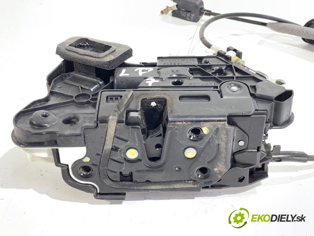 VW POLO V liftback 2012 44 kW 1.2 1198 zámok Dvere ľavy predný 5K1837015D