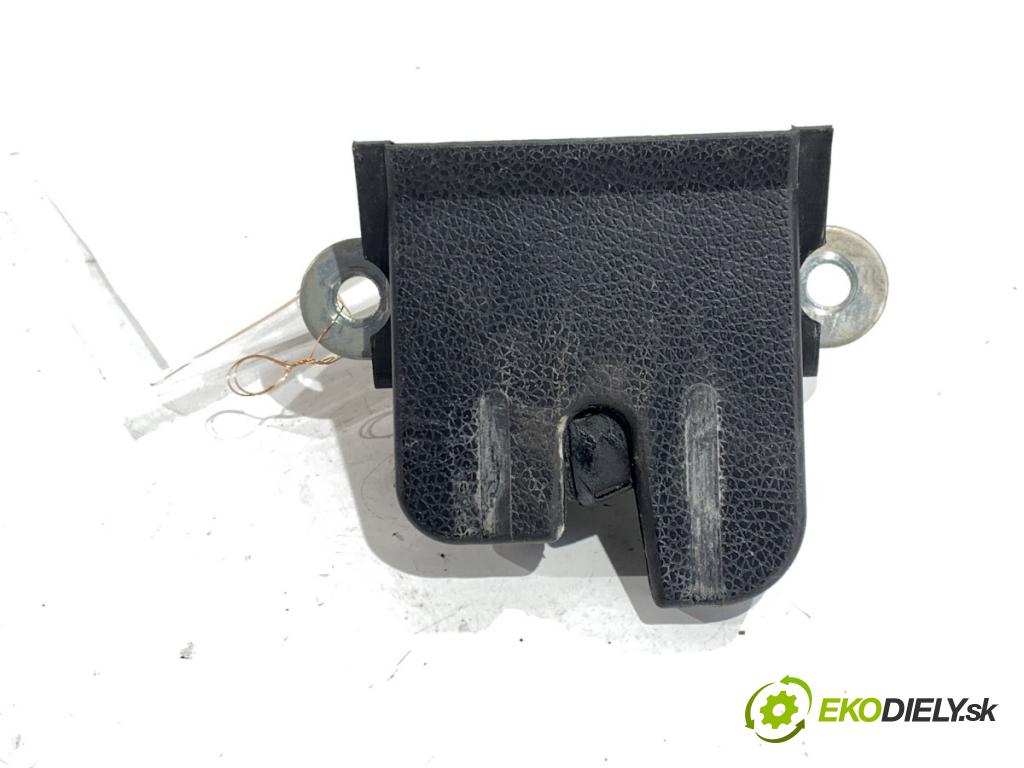 VW POLO V liftback 2012 44 kW 1.2 1198 zámok dverí zad 6R0827505B