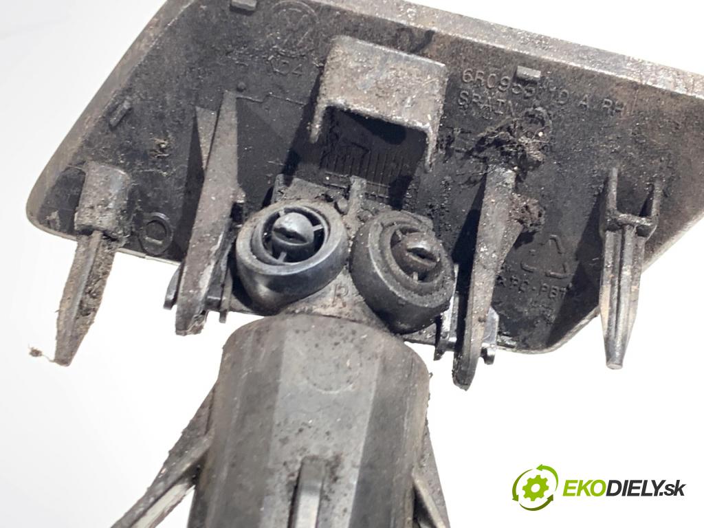 VW POLO V liftback 2012 44 kW 1.2 1198 ostrekovača svetla pravy predný 6R0955978A