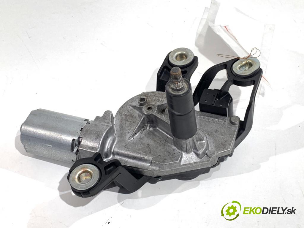 VW POLO V liftback 2012 44 kW 1.2 1198 motor stěračů zadní část 5K6955711B