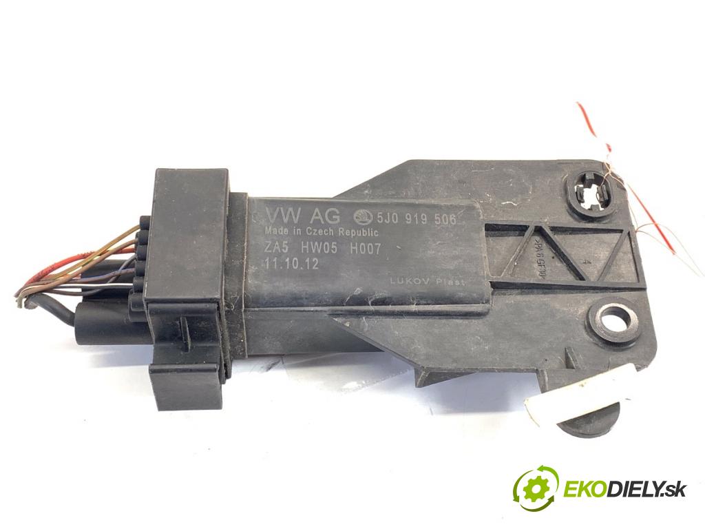 VW POLO V liftback 2012 44 kW 1.2 1198 Modul ventilátora 5J0919506