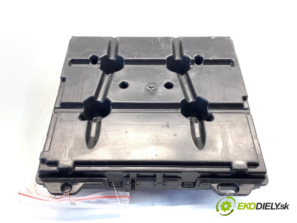 VW POLO V liftback 2012 44 kW 1.2 1198 Modul BCM 7H0937089D (Riadiaca jednotka ostatné)