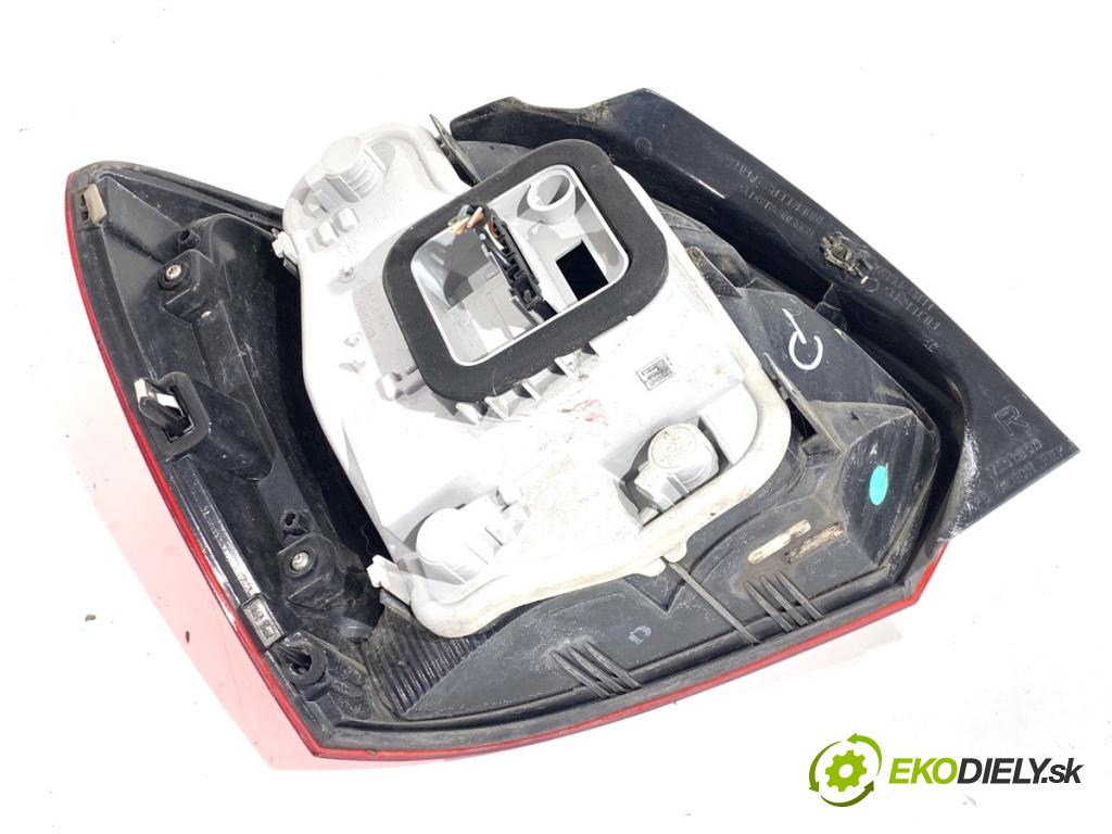 VW POLO V liftback 2012 44 kW 1.2 1198 světlo pravý zadní část 6R0945096N