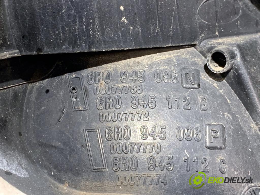 VW POLO V liftback 2012 44 kW 1.2 1198 Svetlo pravy zad 6R0945096N