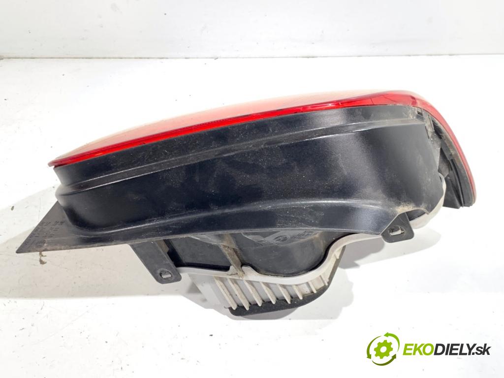 VW POLO V liftback 2012 44 kW 1.2 1198 světlo levý zadní část 6R0945095N