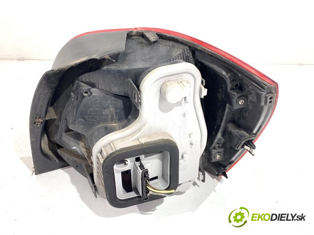 VW POLO V liftback 2012 44 kW 1.2 1198 světlo levý zadní část 6R0945095N