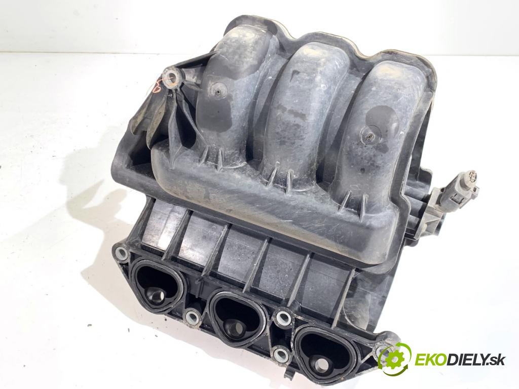 VW POLO V liftback 2012 44 kW 1.2 1198 Potrubie sacie, sanie 03E129711F (Sacie potrubie)