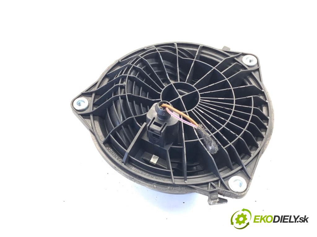 VW POLO V liftback 2012 44 kW 1.2 1198 Kľučka dverí zad 6R6827469D