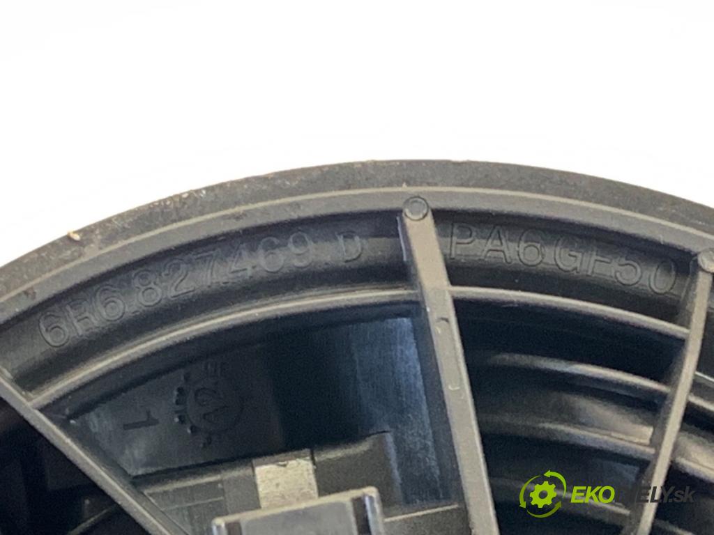 VW POLO V liftback 2012 44 kW 1.2 1198 klika dveří zadní část 6R6827469D