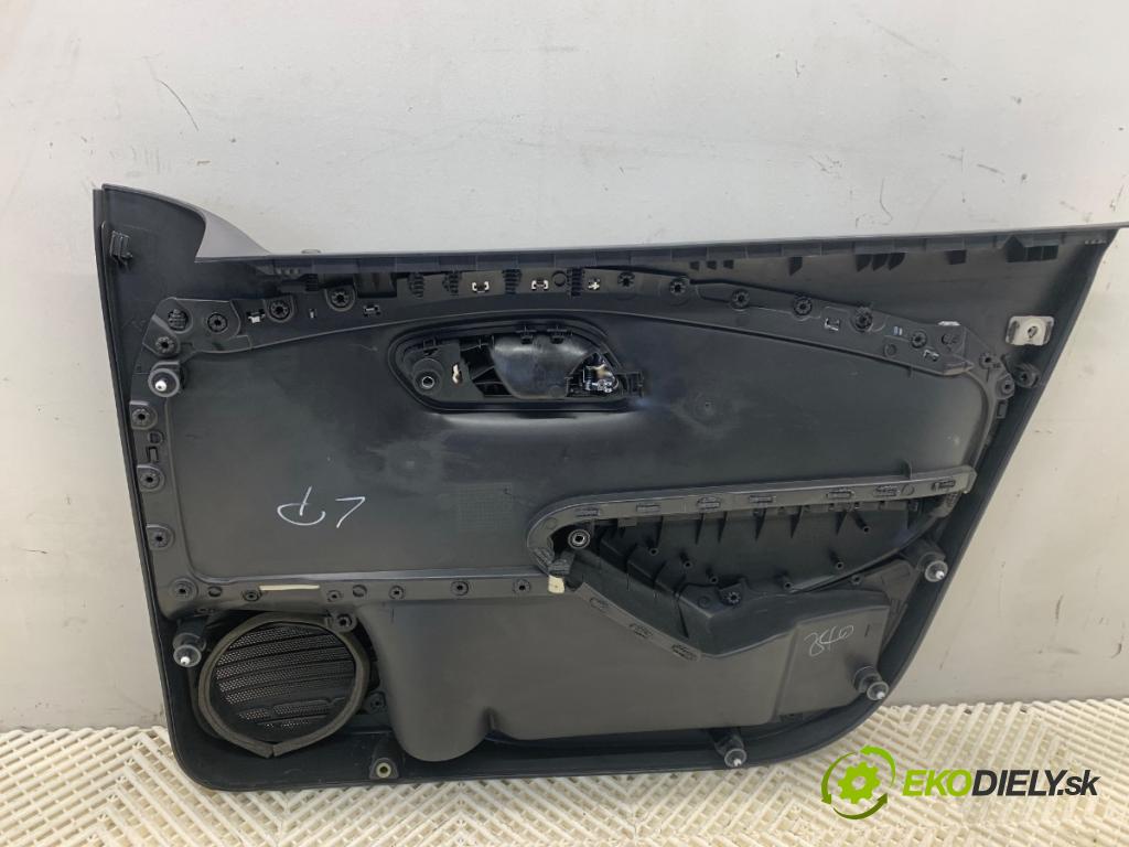 VW POLO V liftback 2012 44 kW 1.2 1198 čalúnenie Dvere ľavy predný