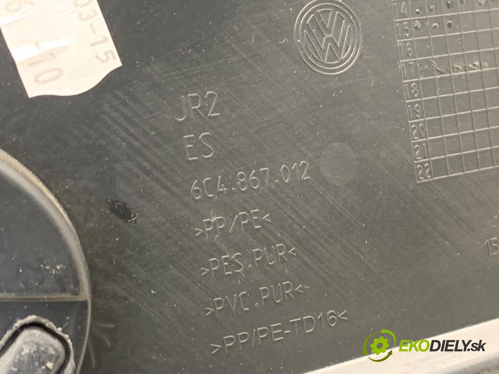 VW POLO V liftback 2012 44 kW 1.2 1198 čalúnenie Dvere pravy predný