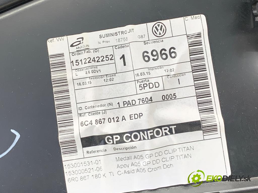 VW POLO V liftback 2012 44 kW 1.2 1198 čalúnenie Dvere pravy predný
