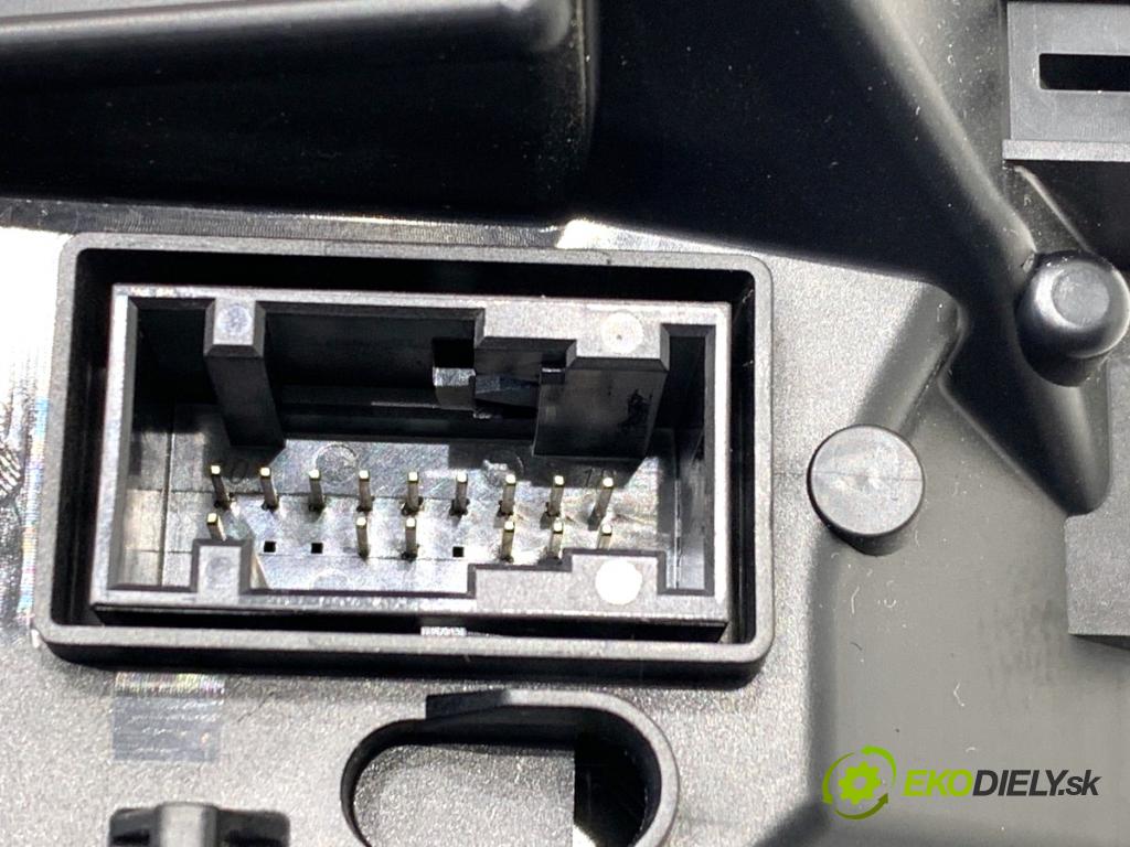 SKODA KODIAQ SUV 2019 110 kW 1.5 TSI 1495 Prístrojovka 565920790A (Prístrojová doska)