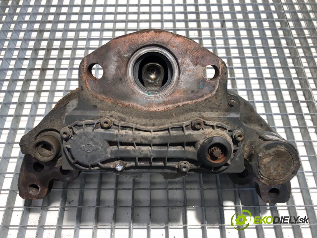 DAF XF Ciągnik siodłowy 2014 375 kW FT 510 375 kW [510 KM] olej napędowy 2012 - 2022 12900 Brzdič strmeň pravy predný Z012007