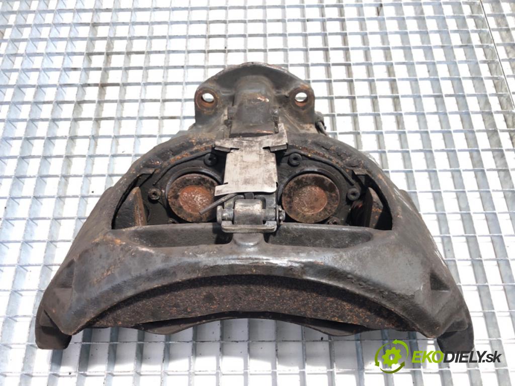 DAF XF Ciągnik siodłowy 2014 375 kW FT 510 375 kW [510 KM] olej napędowy 2012 - 2022 12900 brzdič třmen levý přední část Z012009