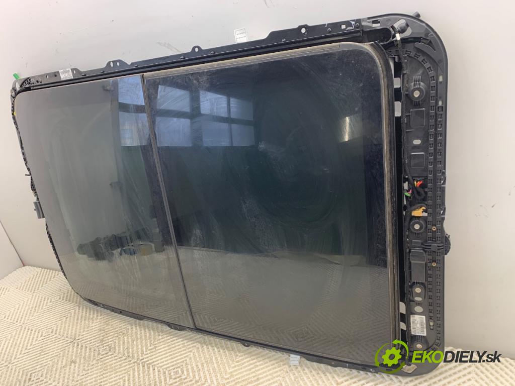SKODA KODIAQ SUV 2019 110 kW 1.5 TSI 1495 střešní okno 3G9877041J (Sklo karoserie)