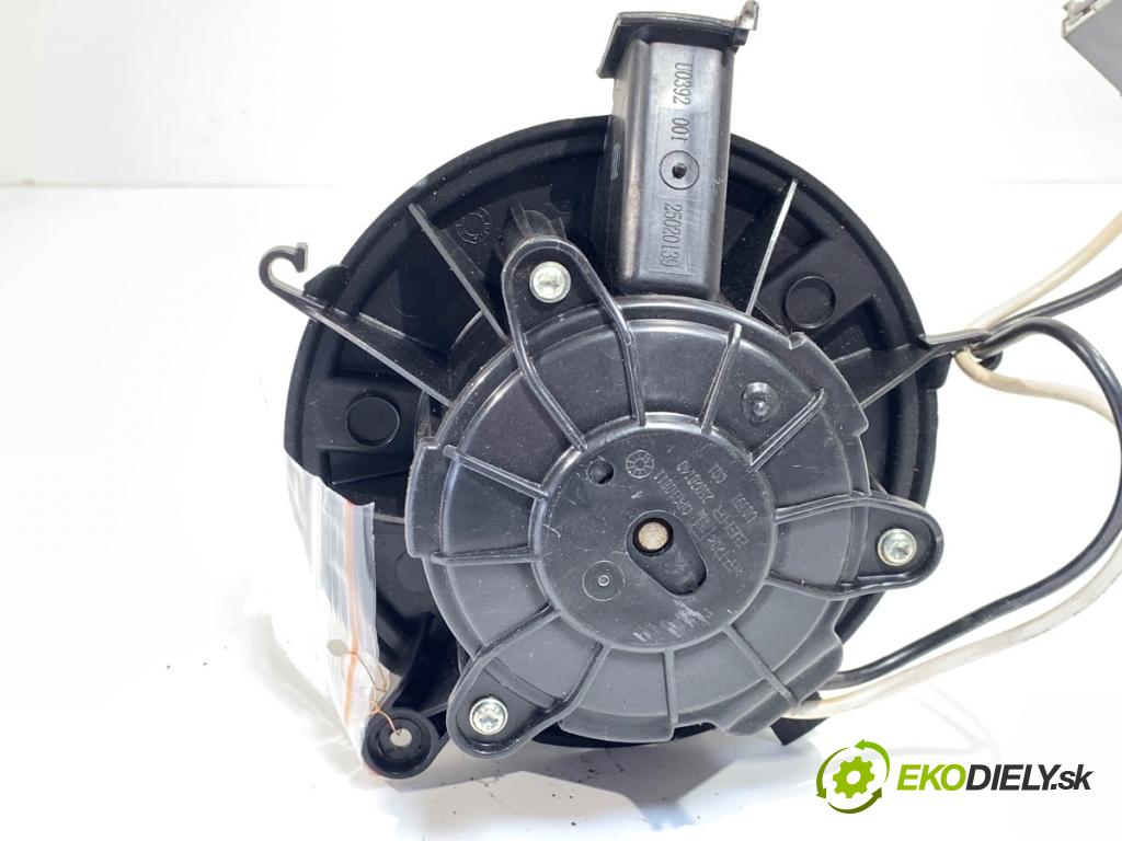 OPEL ASTRA J Kombi 2013 103 kW 1.4 LPG (35) 1364 ventilátor kúrenia U7253002
