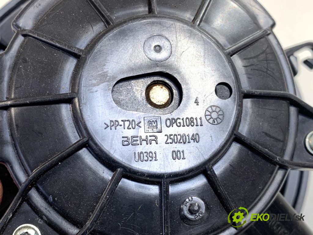 OPEL ASTRA J Kombi 2013 103 kW 1.4 LPG (35) 1364 ventilátor kúrenia U7253002