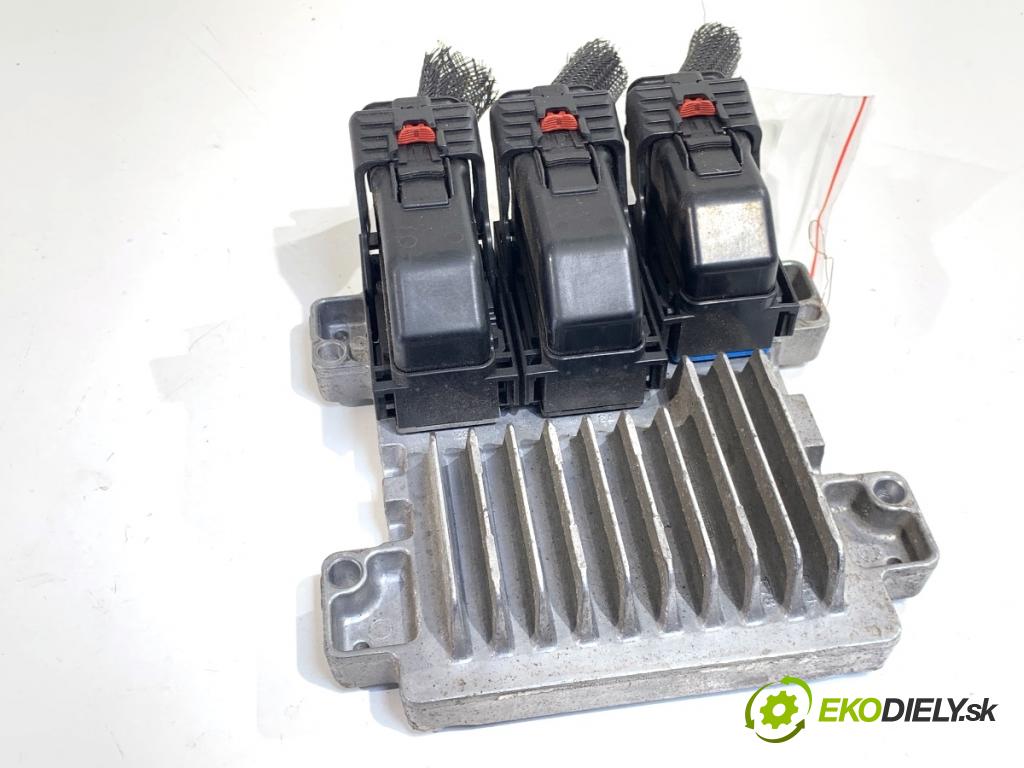 OPEL ASTRA J Kombi 2013 103 kW 1.4 LPG (35) 1364 riadiaca jednotka Motor 12654137 (Riadiaca jednotka)