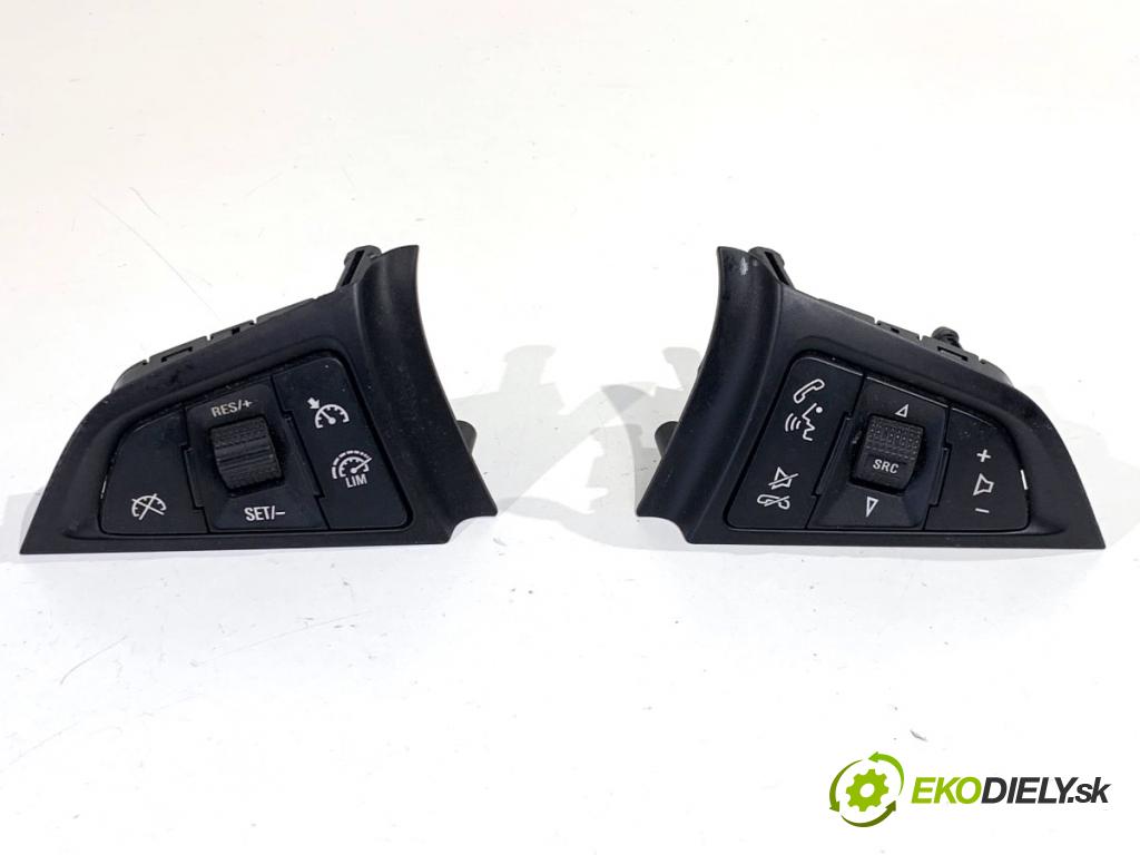 OPEL ASTRA J Kombi 2013 103 kW 1.4 LPG (35) 1364 SPÍNAČE: volantu 13268692 13268686