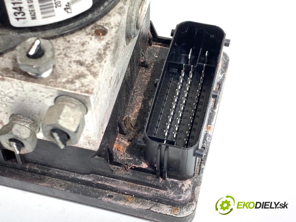 OPEL ASTRA J Kombi 2013 103 kW 1.4 LPG (35) 1364 Pumpa ABS 13412550 (Pumpa ABS)