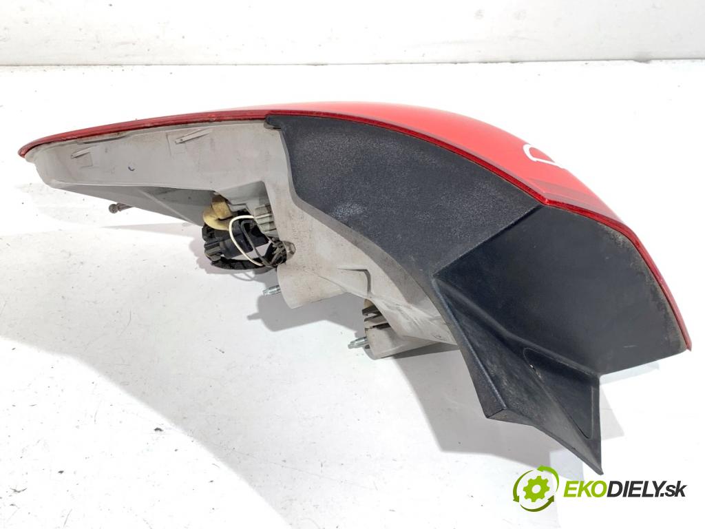 OPEL ASTRA J Kombi 2013 103 kW 1.4 LPG (35) 1364 Svetlo pravy zad 13282243