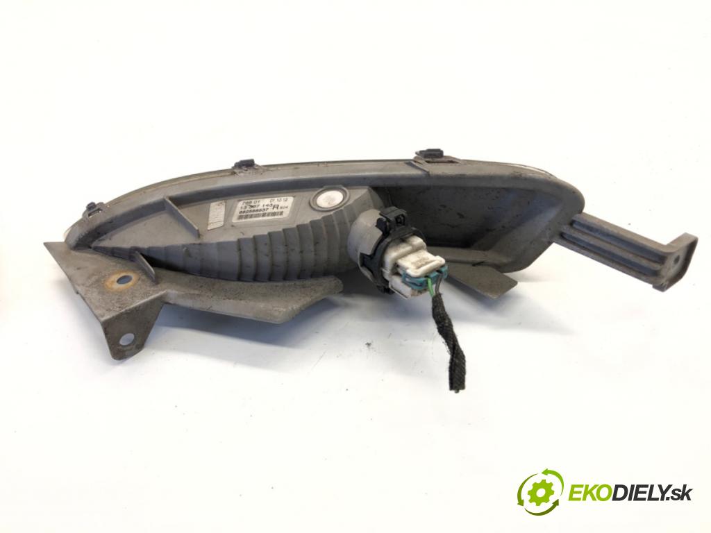 OPEL ASTRA J Kombi 2013 103 kW 1.4 LPG (35) 1364 Hmlové svetlo, hmlovka pravy predný 13367143