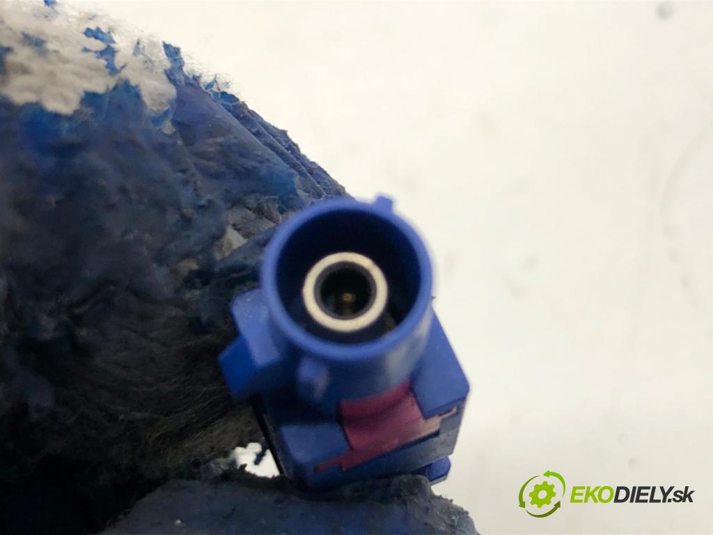 OPEL ASTRA J Kombi 2013 103 kW 1.4 LPG (35) 1364 ANTENA 22786215