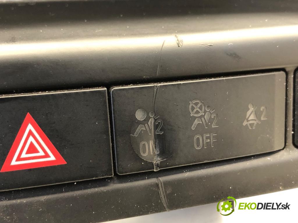 OPEL ASTRA J Kombi 2013 103 kW 1.4 LPG (35) 1364 Dislpej 95196687 (Prístrojová doska)