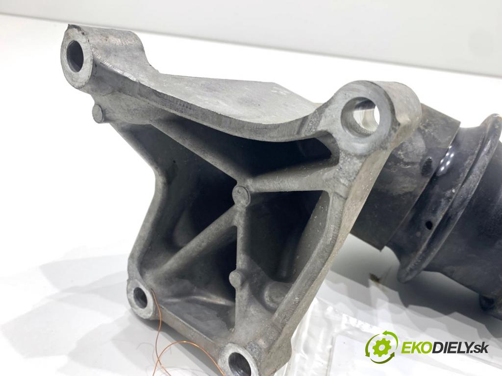 LEXUS IS sedan 2015 180 kW 200t (ASE30) 1998 Držiak Motor