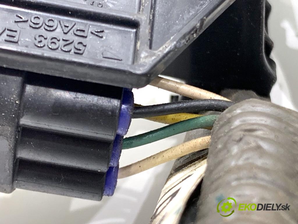 LEXUS IS sedan 2015 180 kW 200t (ASE30) 1998 Lišta vstrekovacia INJEKCIA: 23250-36020