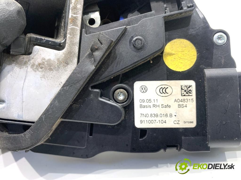 VW SHARAN nadwozie wielkoprzestrzenne (MPV) 2011 103 kW 2.0 TDI 1968 zámok dveře pravý zadní část 7N0839016B