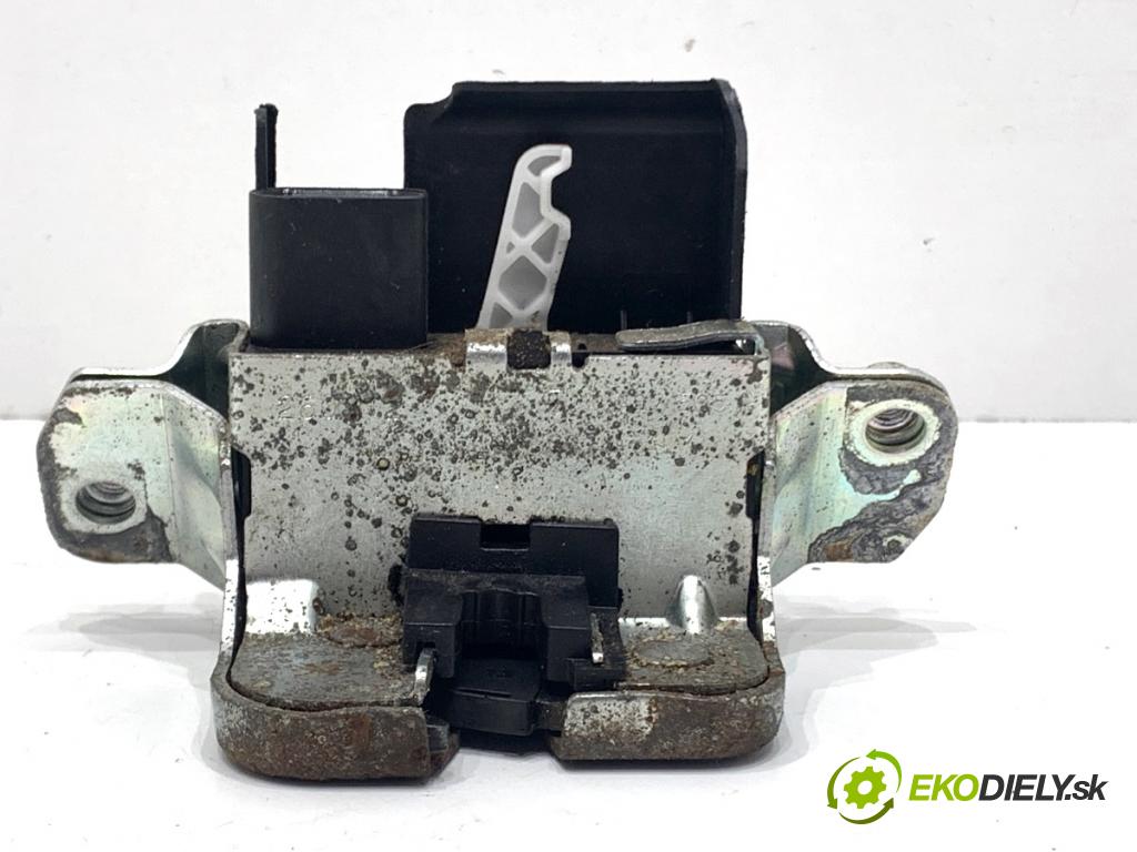 VW SHARAN nadwozie wielkoprzestrzenne (MPV) 2011 103 kW 2.0 TDI 1968 zámok dveří zadní část 7P0827505G