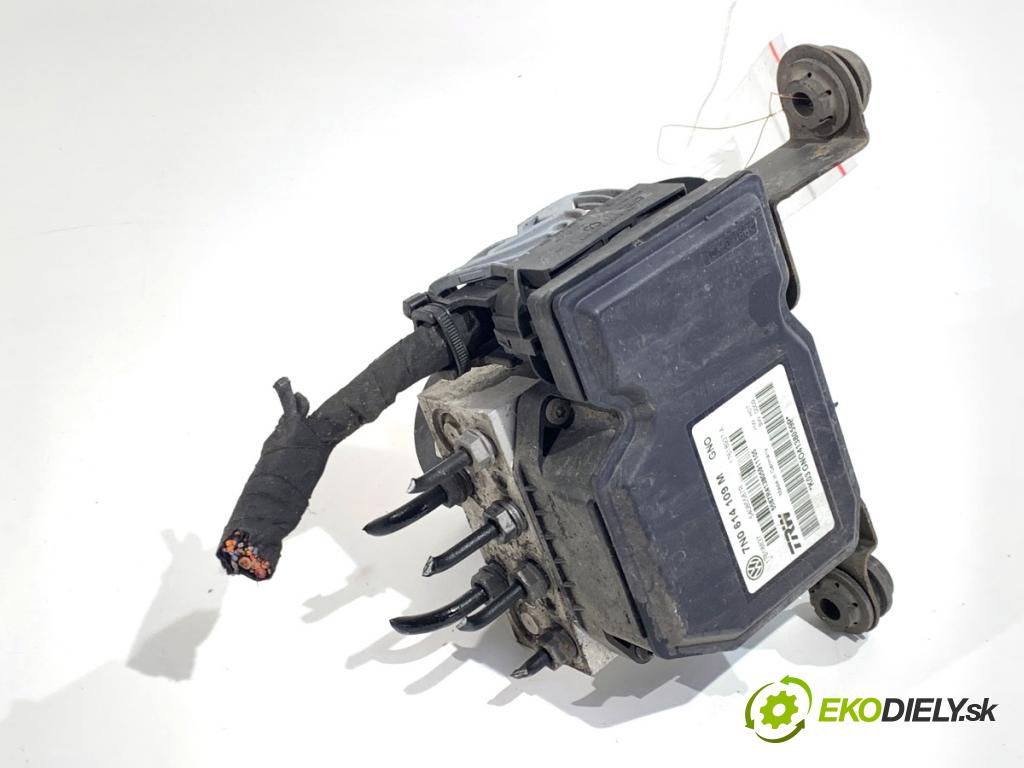 VW SHARAN nadwozie wielkoprzestrzenne (MPV) 2011 103 kW 2.0 TDI 1968 pumpa ABS 7N0614109M (Pumpa ABS)