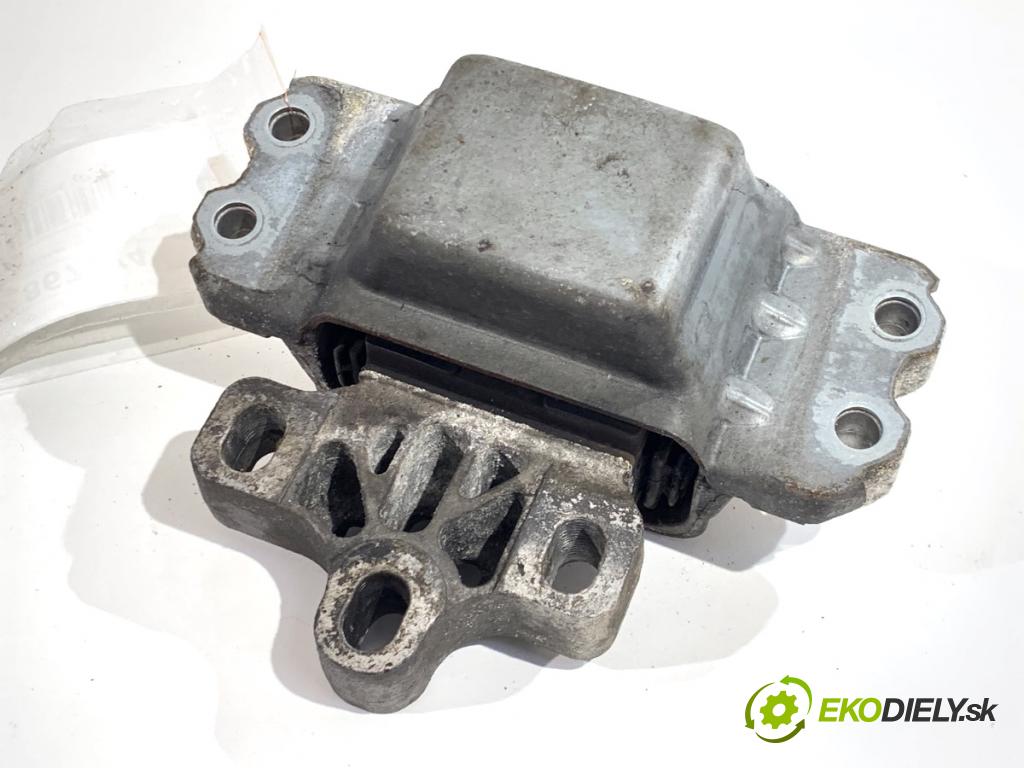 VW SHARAN nadwozie wielkoprzestrzenne (MPV) 2011 103 kW 2.0 TDI 1968 AirBag Motor ľavy 7N0199555