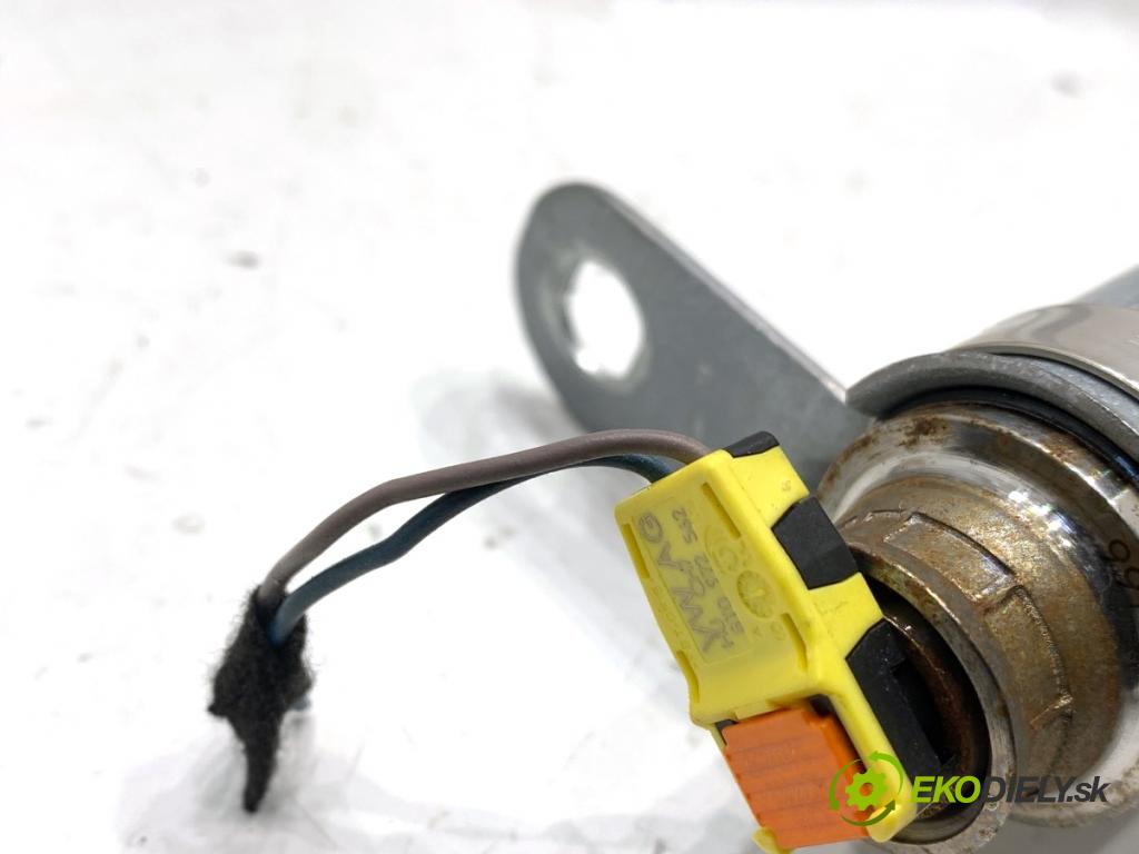 VW SHARAN nadwozie wielkoprzestrzenne (MPV) 2011 103 kW 2.0 TDI 1968 Stropný ľavy 7N0880741