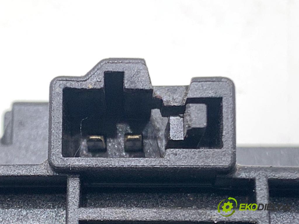 VW SHARAN nadwozie wielkoprzestrzenne (MPV) 2011 103 kW 2.0 TDI 1968 Kľučka dverí zad 5N0827566T