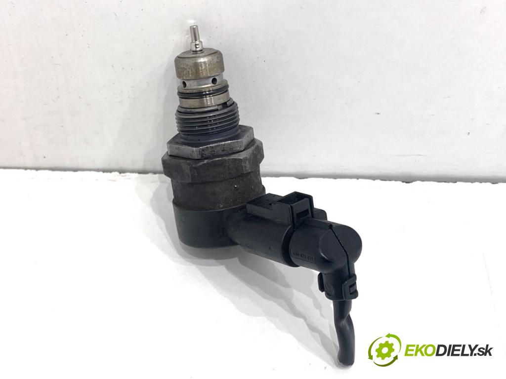 VW SHARAN nadwozie wielkoprzestrzenne (MPV) 2011 103 kW 2.0 TDI 1968 snímač tlaku paliva 057130764AB (Snímač)