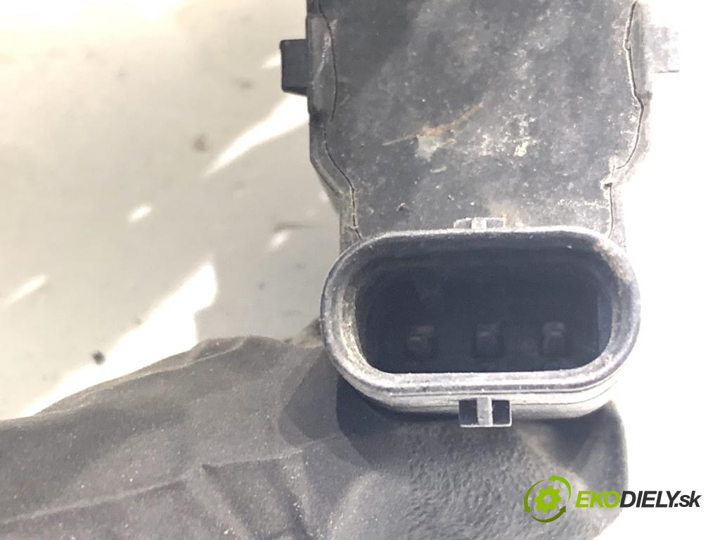 VW SHARAN nadwozie wielkoprzestrzenne (MPV) 2011 103 kW 2.0 TDI 1968 snímač PDC 420919275