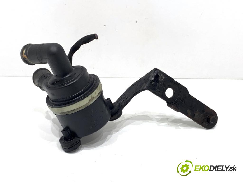 VW SHARAN nadwozie wielkoprzestrzenne (MPV) 2011 103 kW 2.0 TDI 1968 DALŠÍ: Pumpa vody 5N0965561A (Vodná pumpa)