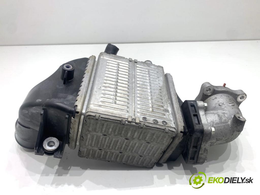 LEXUS IS sedan 2015 180 kW 200t (ASE30) 1998 intercooler vodný 127000-1280