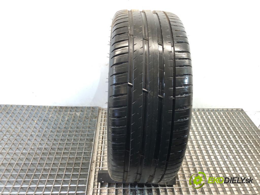 --- ---      PNEUMATIKY: 2X 255/40 21