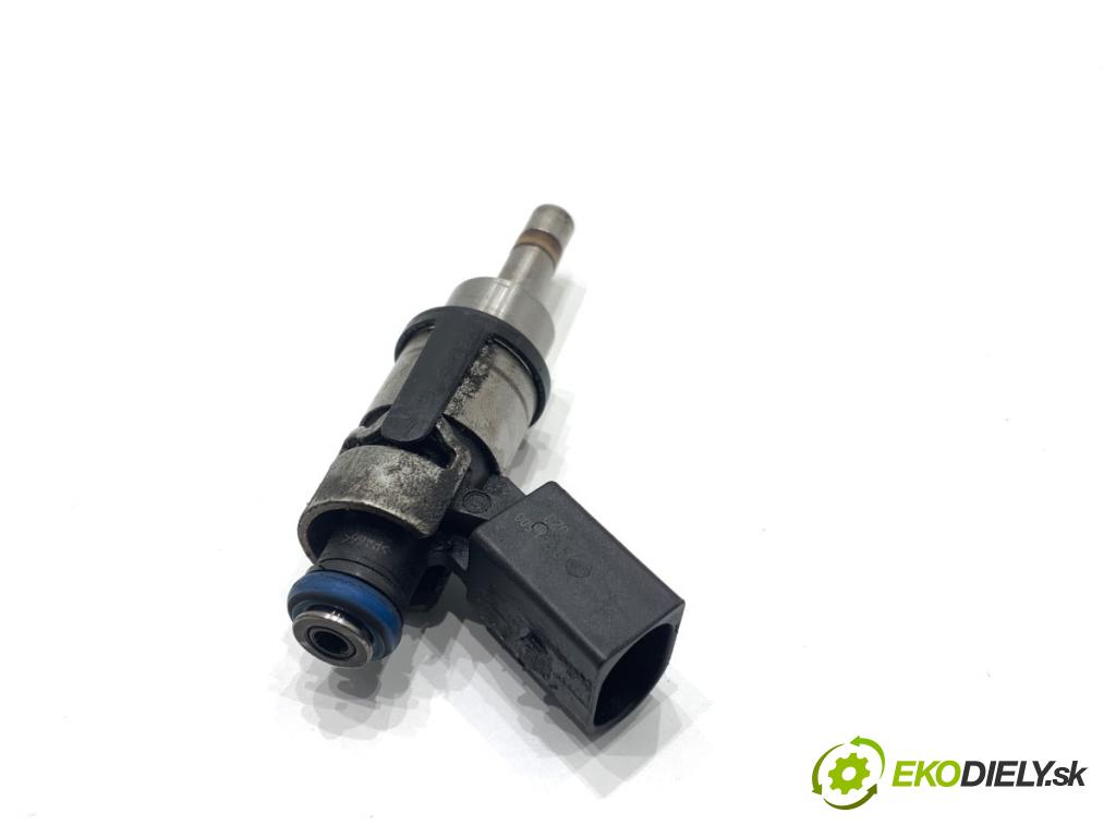 AUDI A3 8P liftback 2005 147 kW 2.0 TFSI quattro 1984 vstrekovač 06D133036D (Vstrekovač paliva)