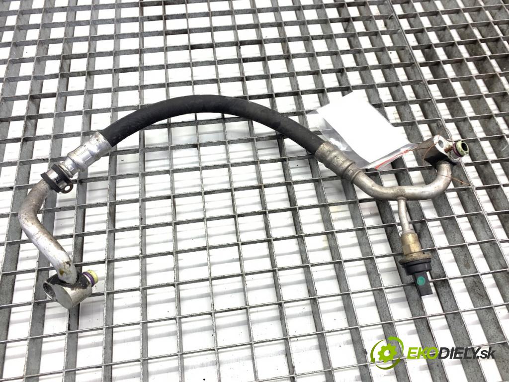 AUDI A3 8P liftback 2005 147 kW 2.0 TFSI quattro 1984 rúrka klimatizace  (Trubka klimatizace)